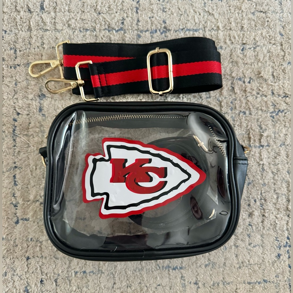 Clear crossbody stadium bag